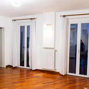 Sweet House Corso Genova Appartement